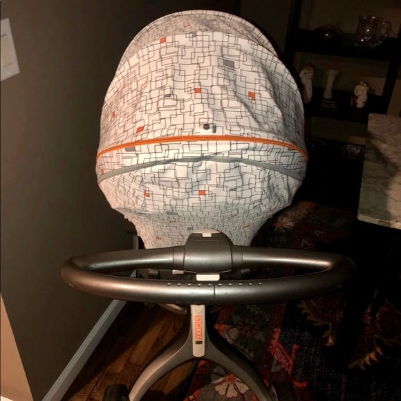 Stokke V5 Xplory Stroller - Picture 2 of 6